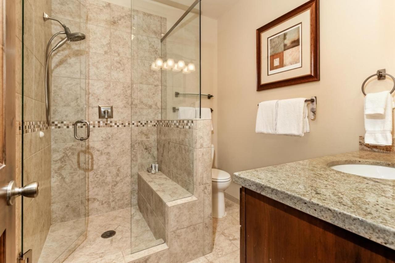 Durant Condominiums Unit C6, Ski-In Condo, 2 Blocks From The Silver Queen Gondola Aspen Exterior photo